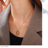 18K Gold-Plated Stainless Steel Flower Pendant Necklace