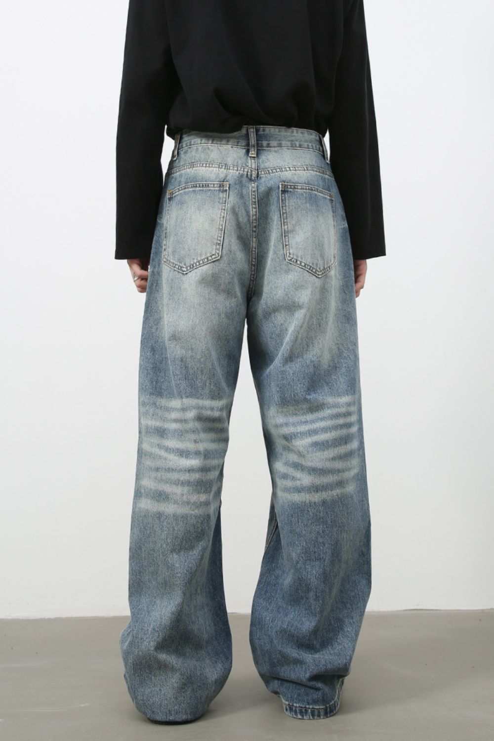 Men's Wide Leg Jeans with Pockets